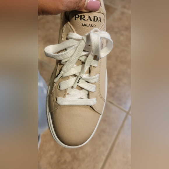 One Amputee shoe, PRADA Platform Lace-up Wedge Sneaker size 40 left foot only - Picture 3 of 8